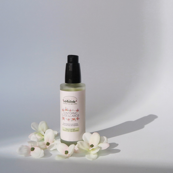 Imagen de un envase de Contorno de Ojos y Labios con algas marinas y extracto de hoja de olivo de Arboleda Cosmética Natural.