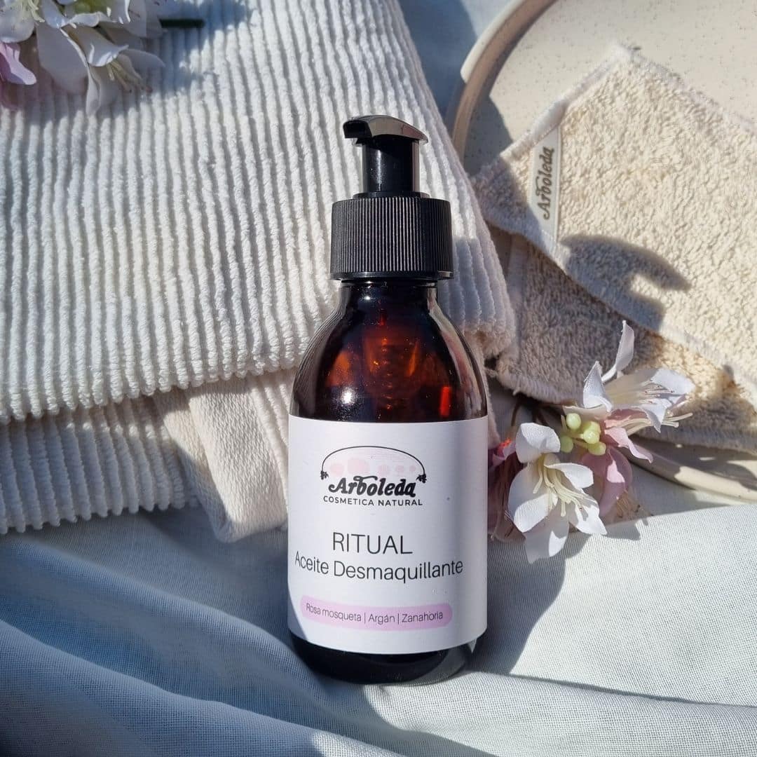 aceite limpiador facial natural con aceites botánicos nutritivos